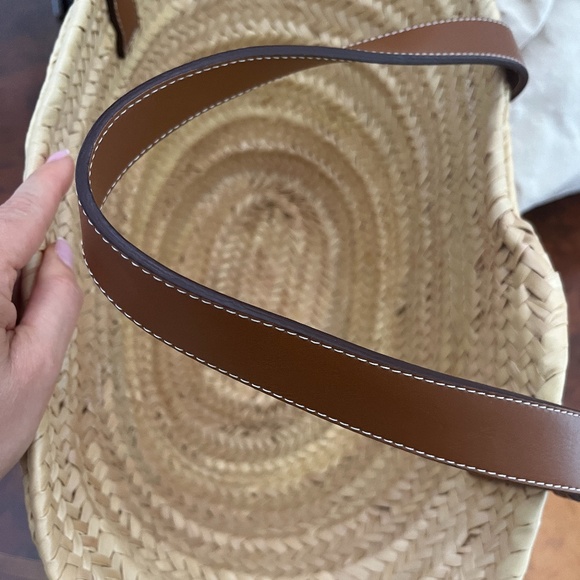 Poolside Tan and Brown Woven Tote Bag - Picture 4 of 9